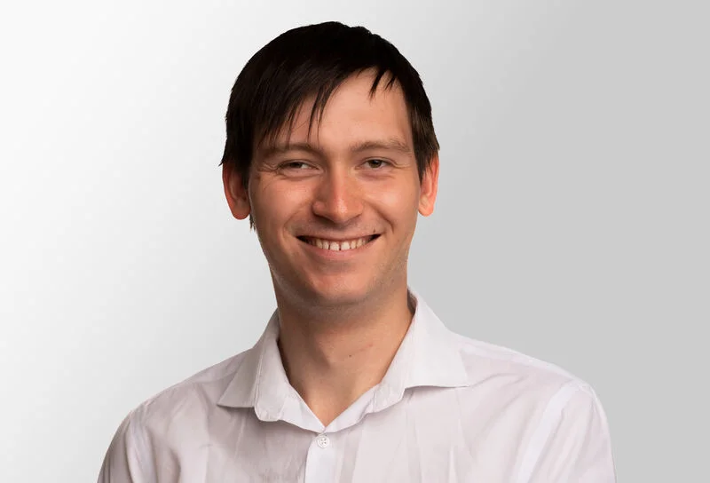 Foto einer Kursleitung einer mehrmoduligen Qualifikation